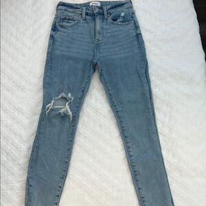 Stylish Blue Distressed Women's Jeans
